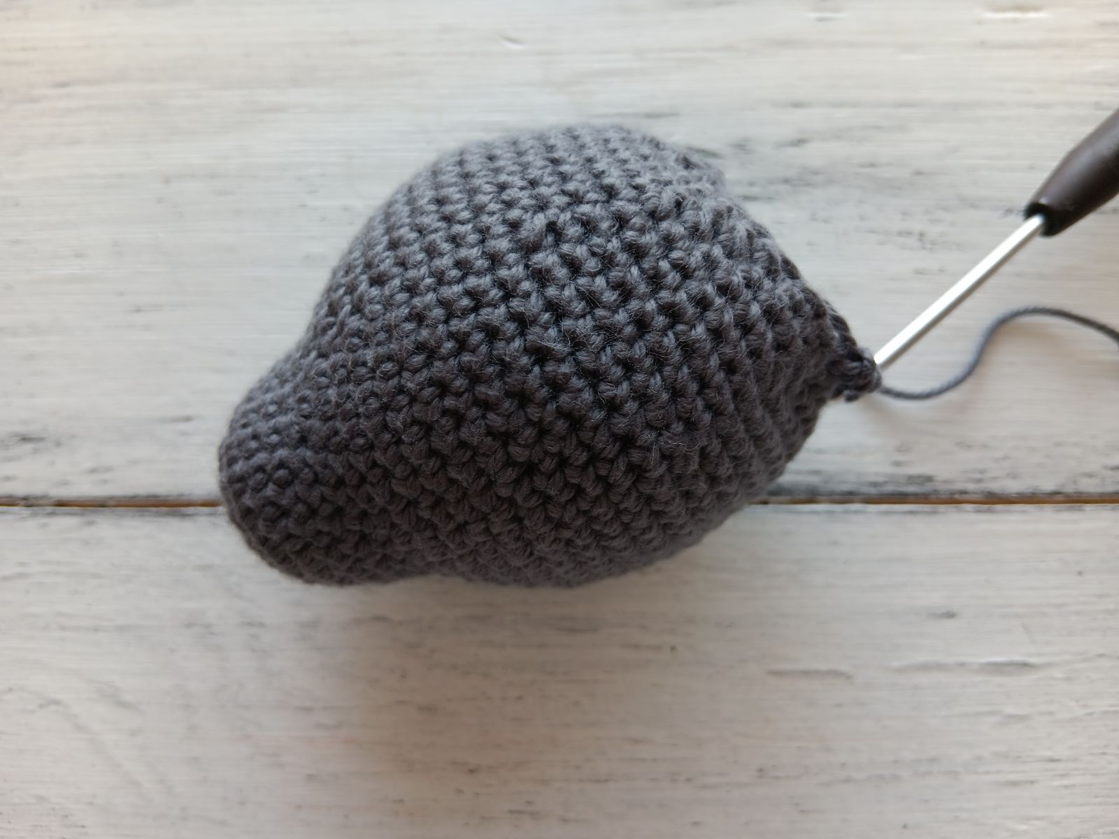 Blog-Inhaltsbild für 'Drache häkeln. Kostenlose Häkelanleitung'