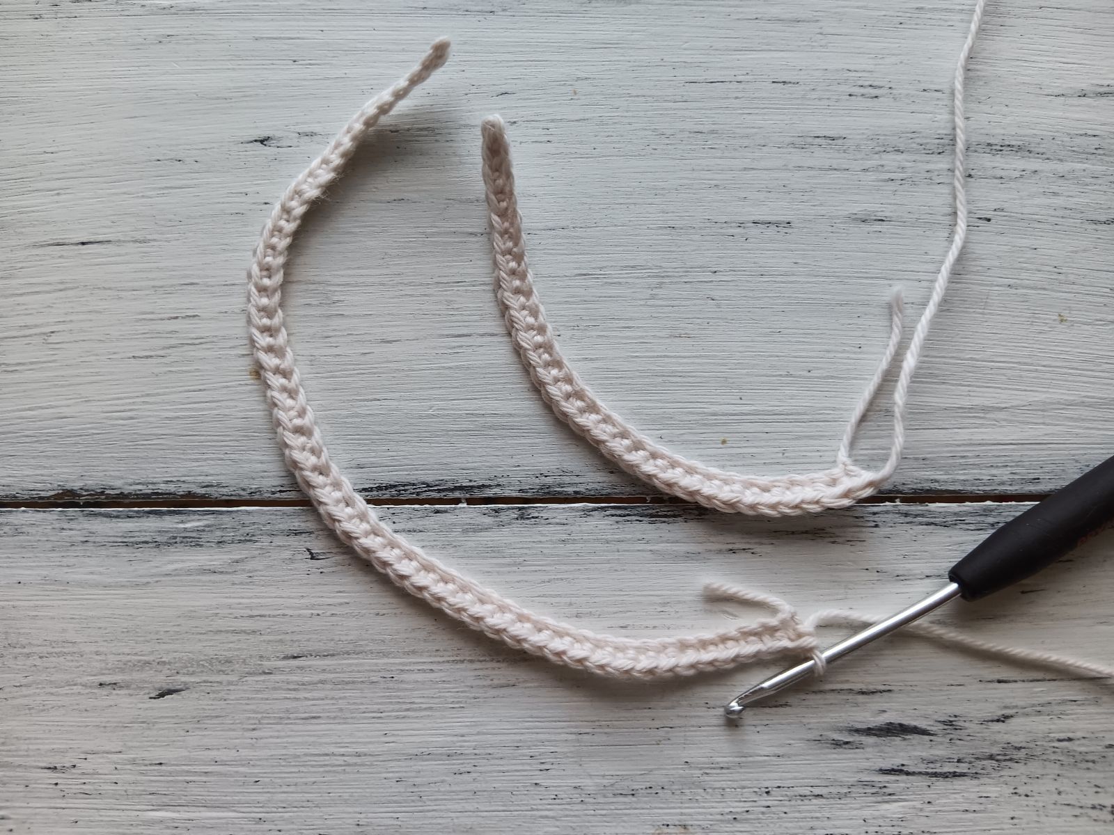 Blog-Inhaltsbild für 'Kuh häkeln. Kostenlose Häkelanleitung'