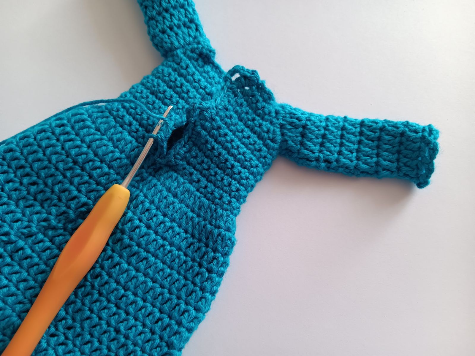 Blog-Inhaltsbild für 'Puppe häkeln. Kostenlose Anleitung'