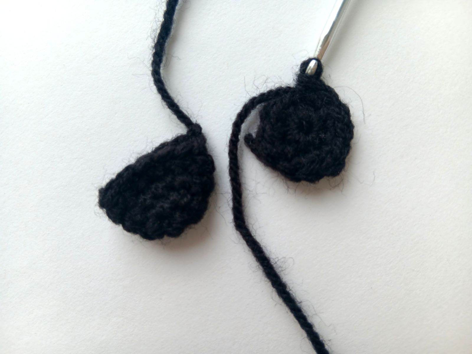 Blog-Inhaltsbild für 'Amigurumi Panda häkeln. Kostenlose Häkelanleitung'