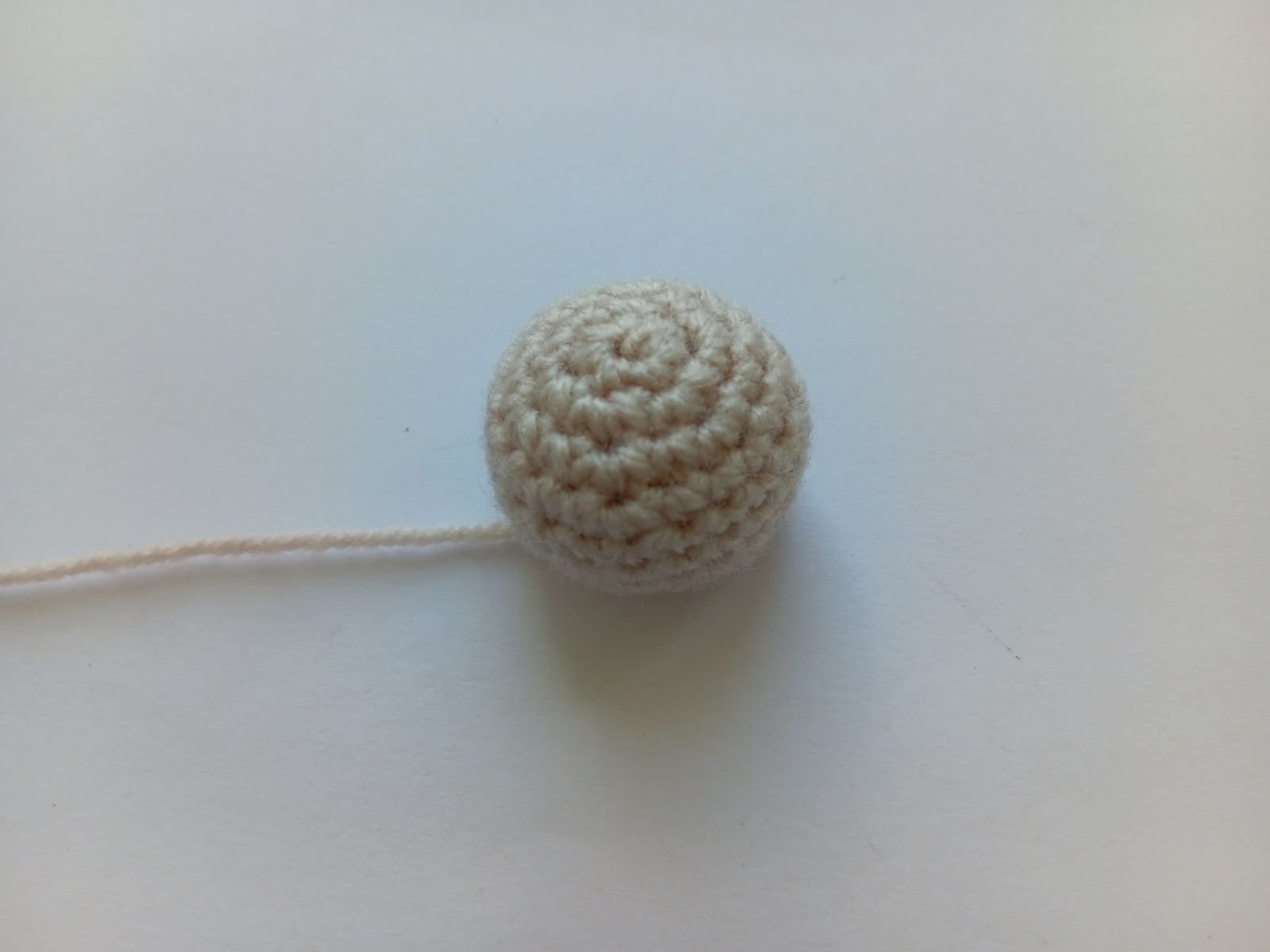 Blog-Inhaltsbild für 'Wichtel häkeln. Kostenlose Häkelanleitung für Karottenwichtel'