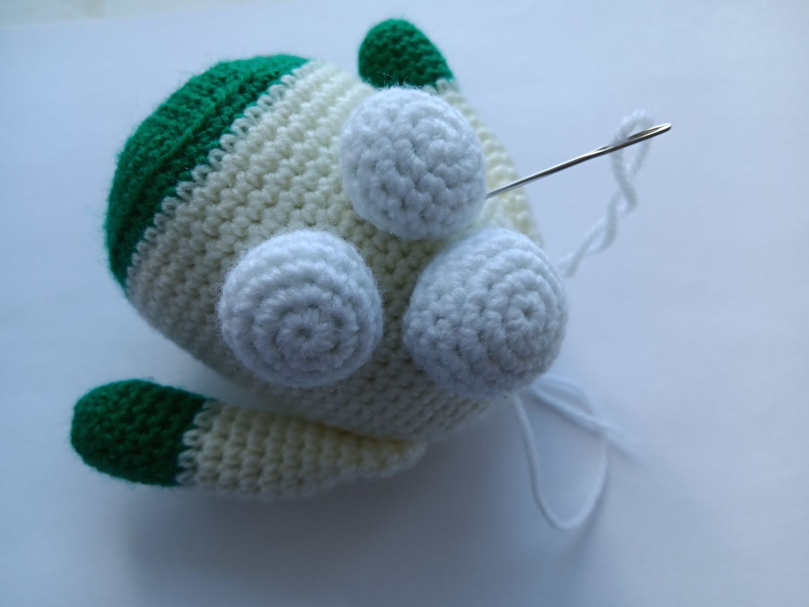 Blog-Inhaltsbild für 'Wichtel häkeln. Kostenlose Häkelanleitung für Fliegenpilzwichtel'