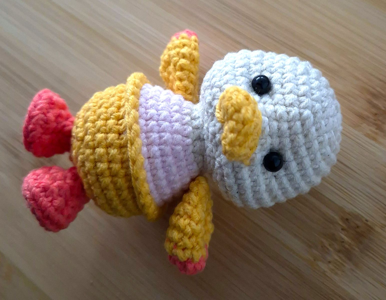 Blog content image for 'Free Crochet Pattern Keychain Duck Mimi'