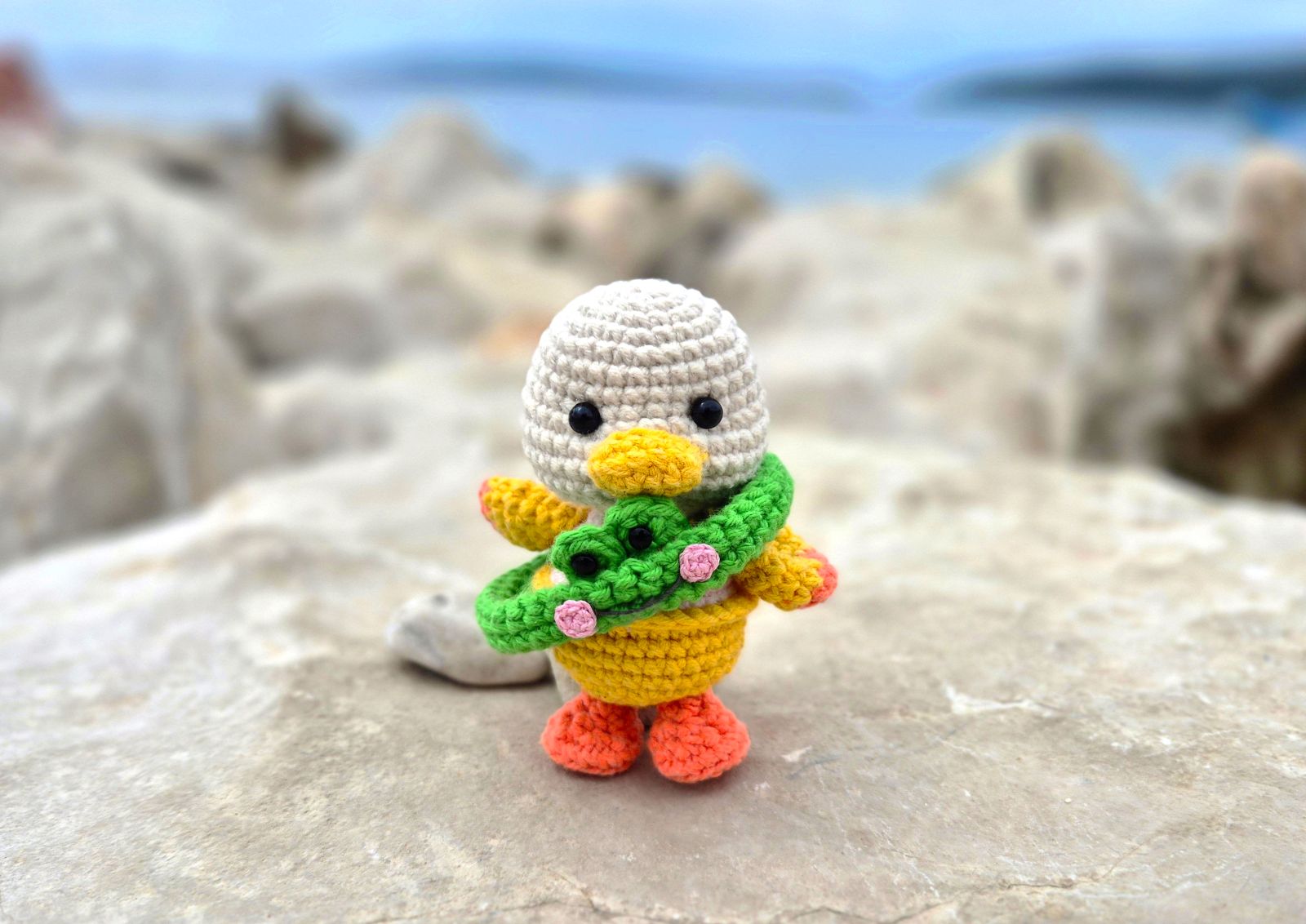 Blog content image for 'Free Crochet Pattern Keychain Duck Mimi'