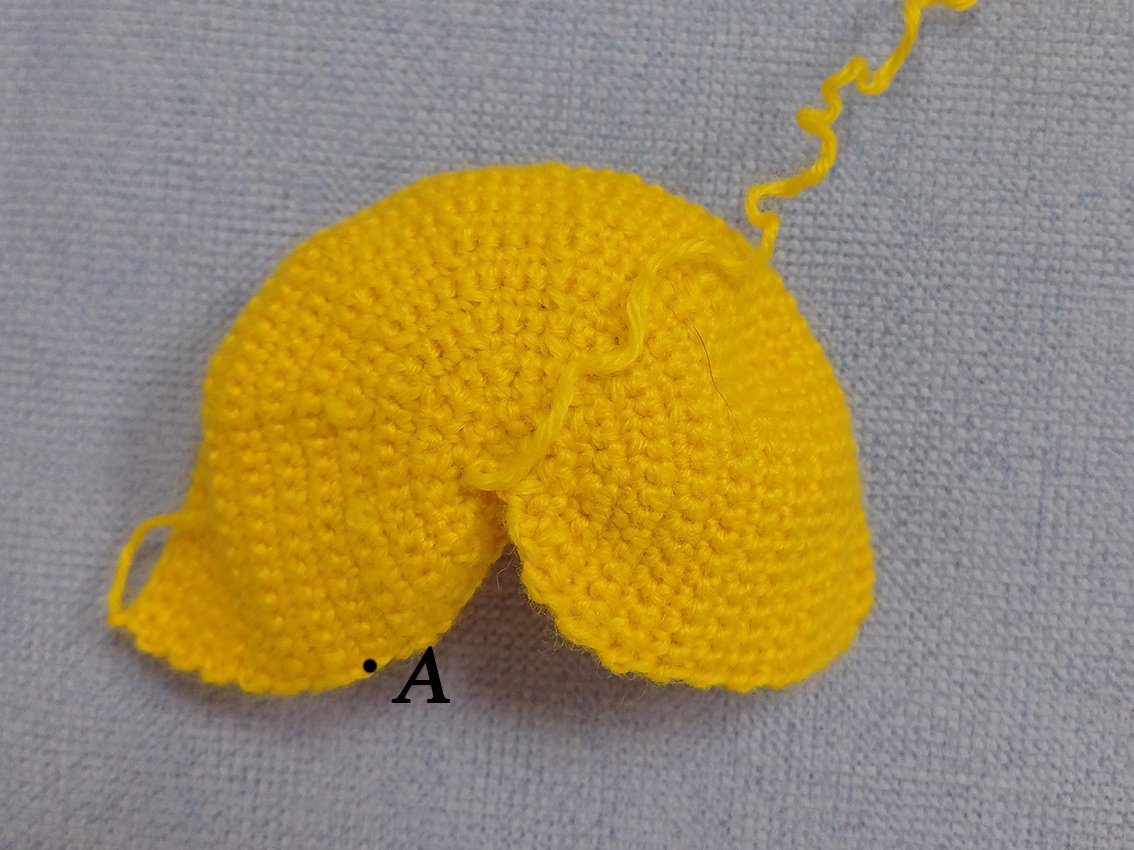 Blog content image for 'Bee dress for a small doll'