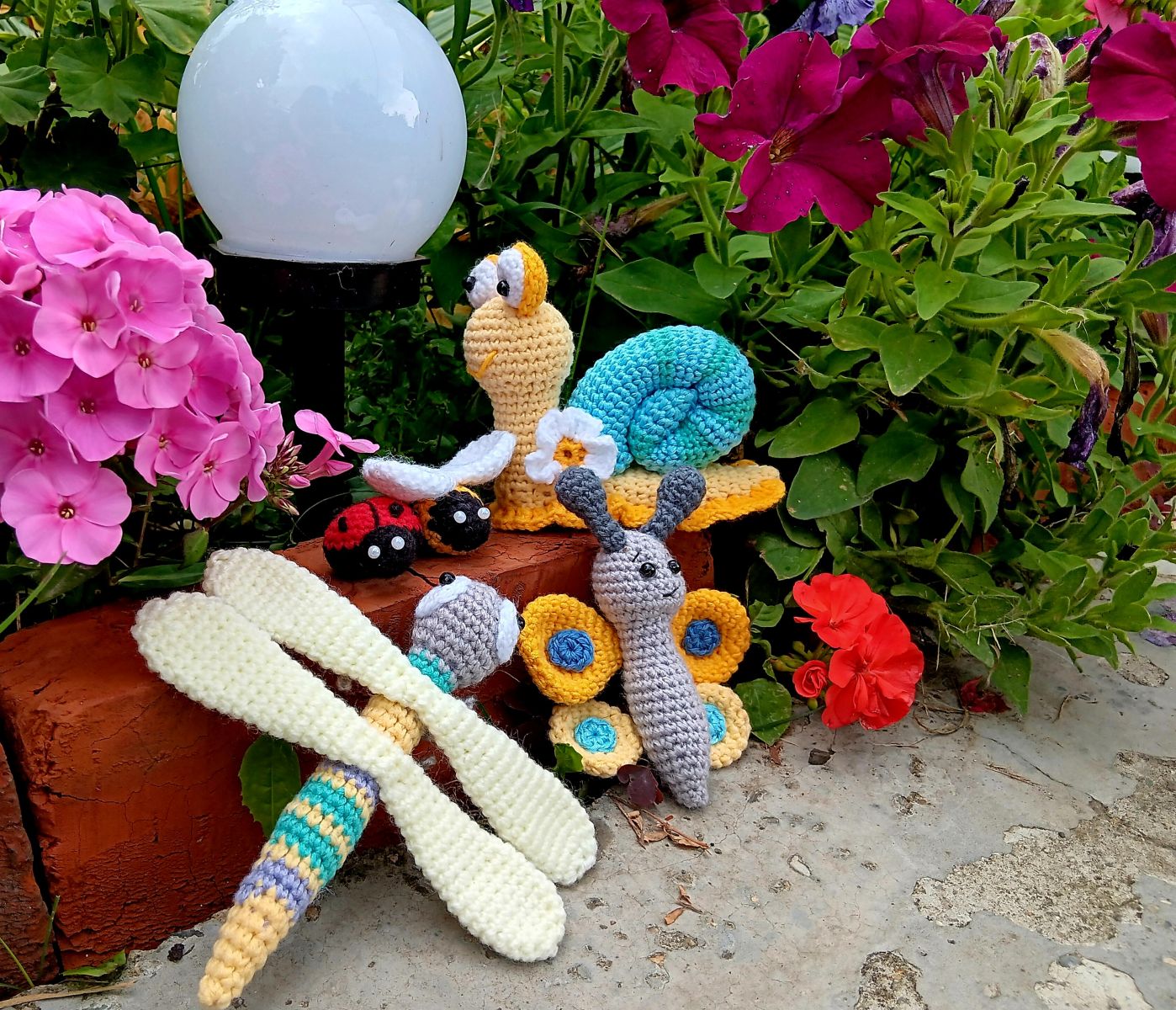 Blog-Inhaltsbild für 'Insekten häkeln. Kostenlose Häkelanleitung'