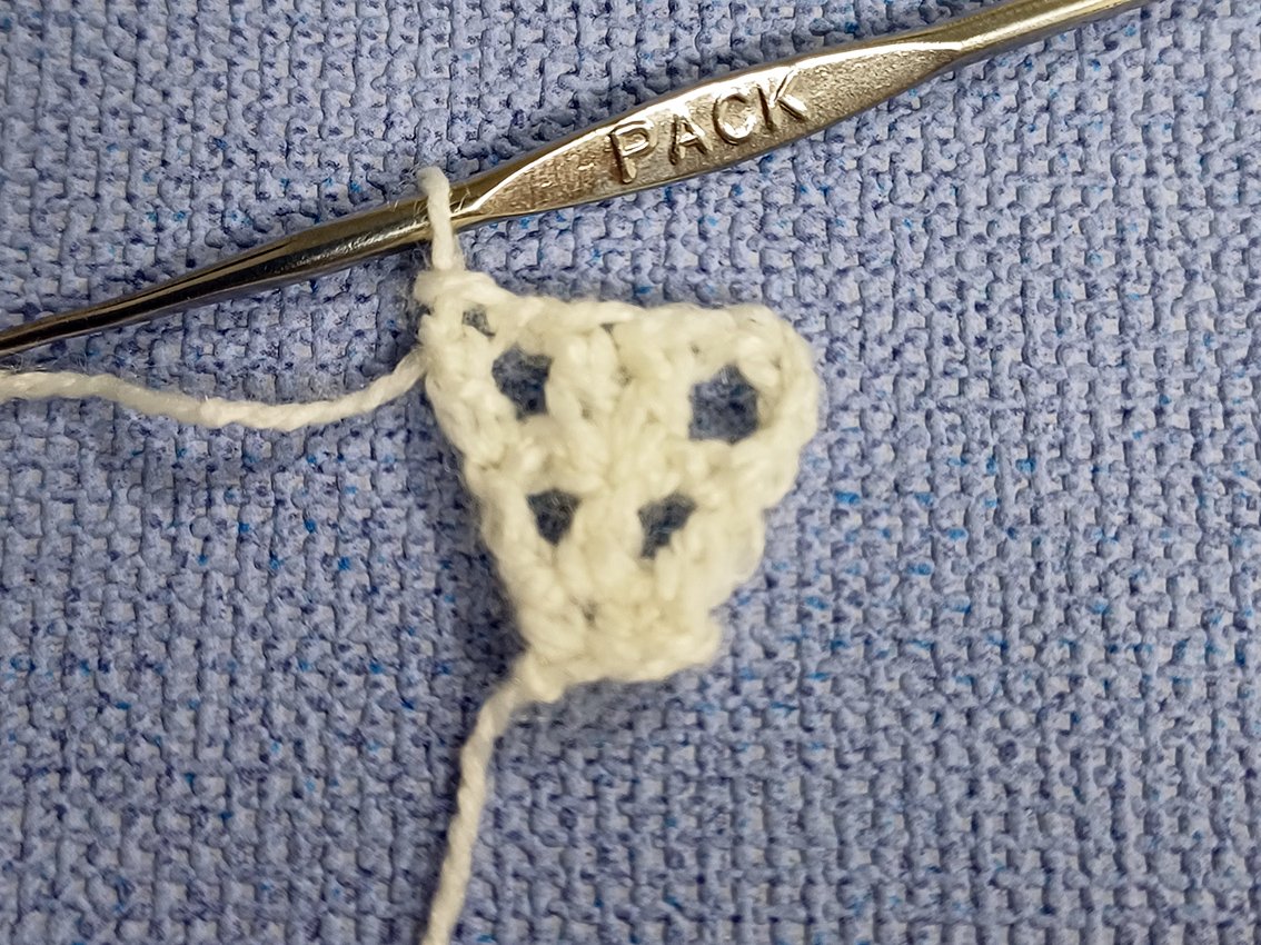 Blog content image for 'Bee dress for a small doll'