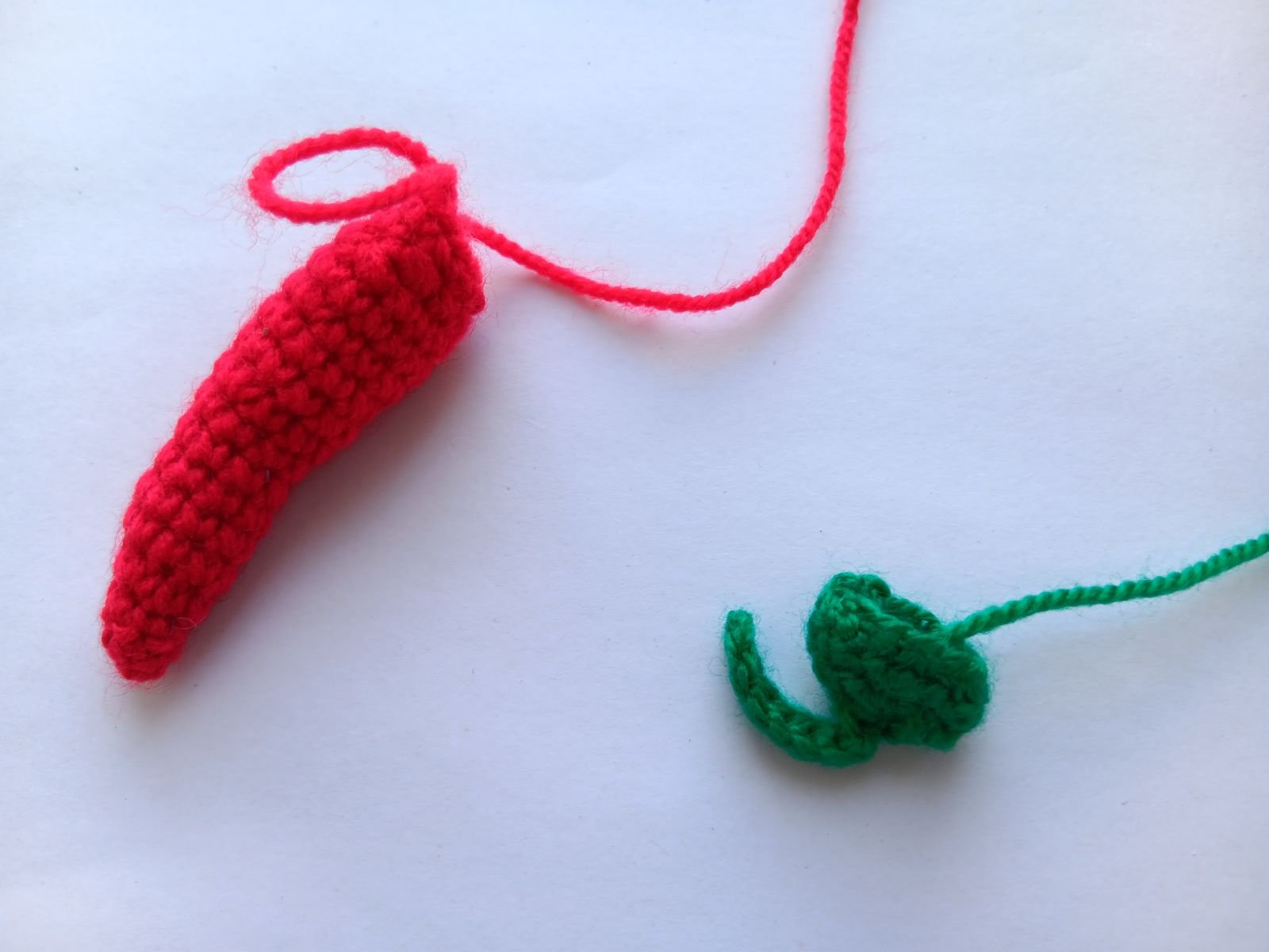 Blog-Inhaltsbild für 'Gemüse und Früchte häkeln. Kostenlose Häkelanleitung'