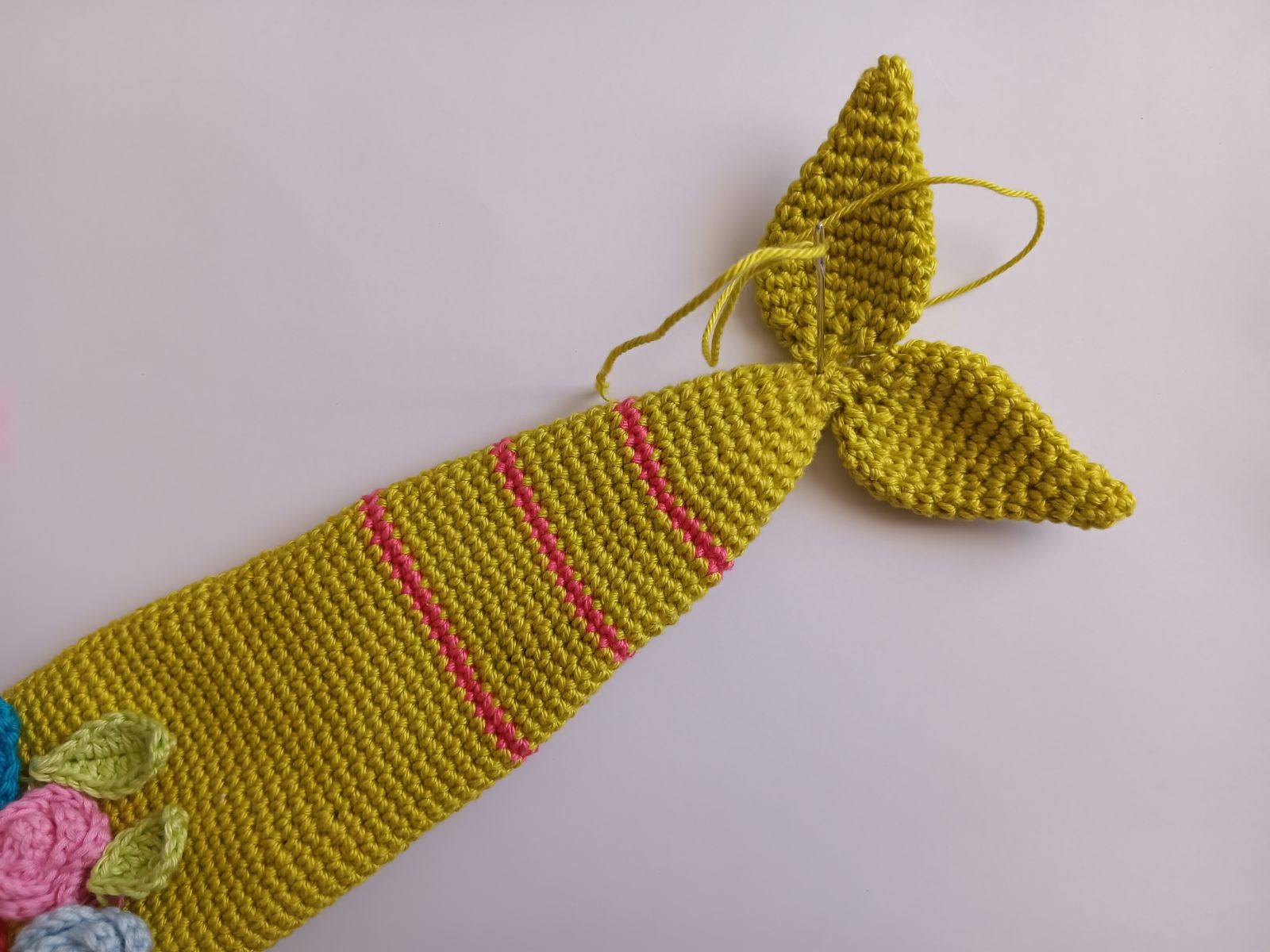 Blog-Inhaltsbild für 'Kostenlose Häkelanleitung für Puppe Coney mit Hasenmütze'