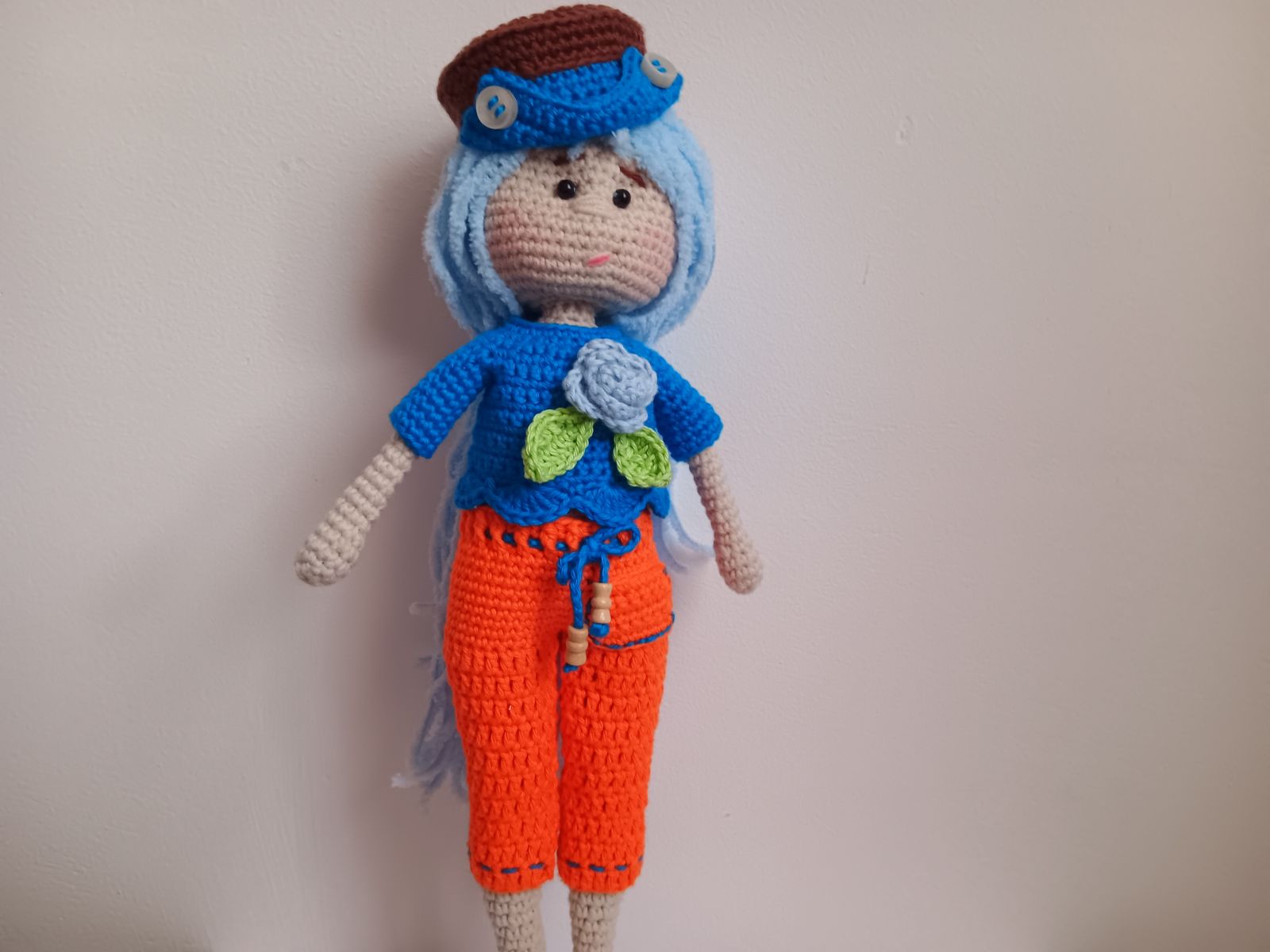 Blog-Inhaltsbild für 'Puppe häkeln. Kostenlose Anleitung'