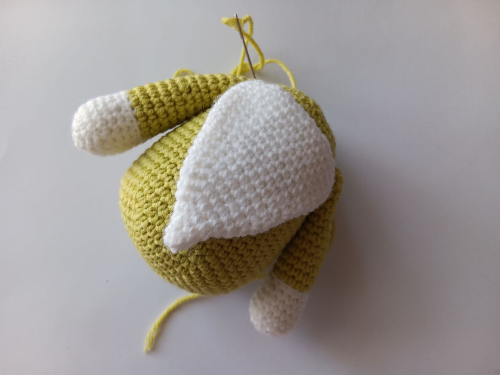 Blog-Inhaltsbild für 'Wichtel häkeln. Kostenlose Häkelanleitung für Karottenwichtel'