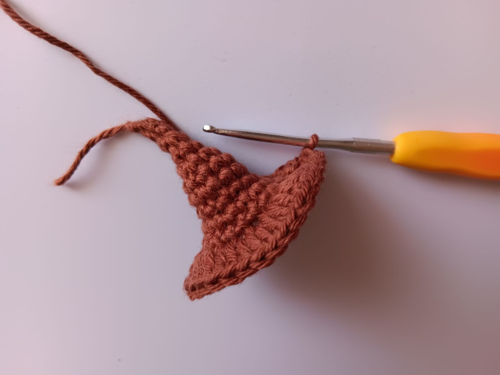 Blog-Inhaltsbild für 'Kleidung für Kürbispuppe'