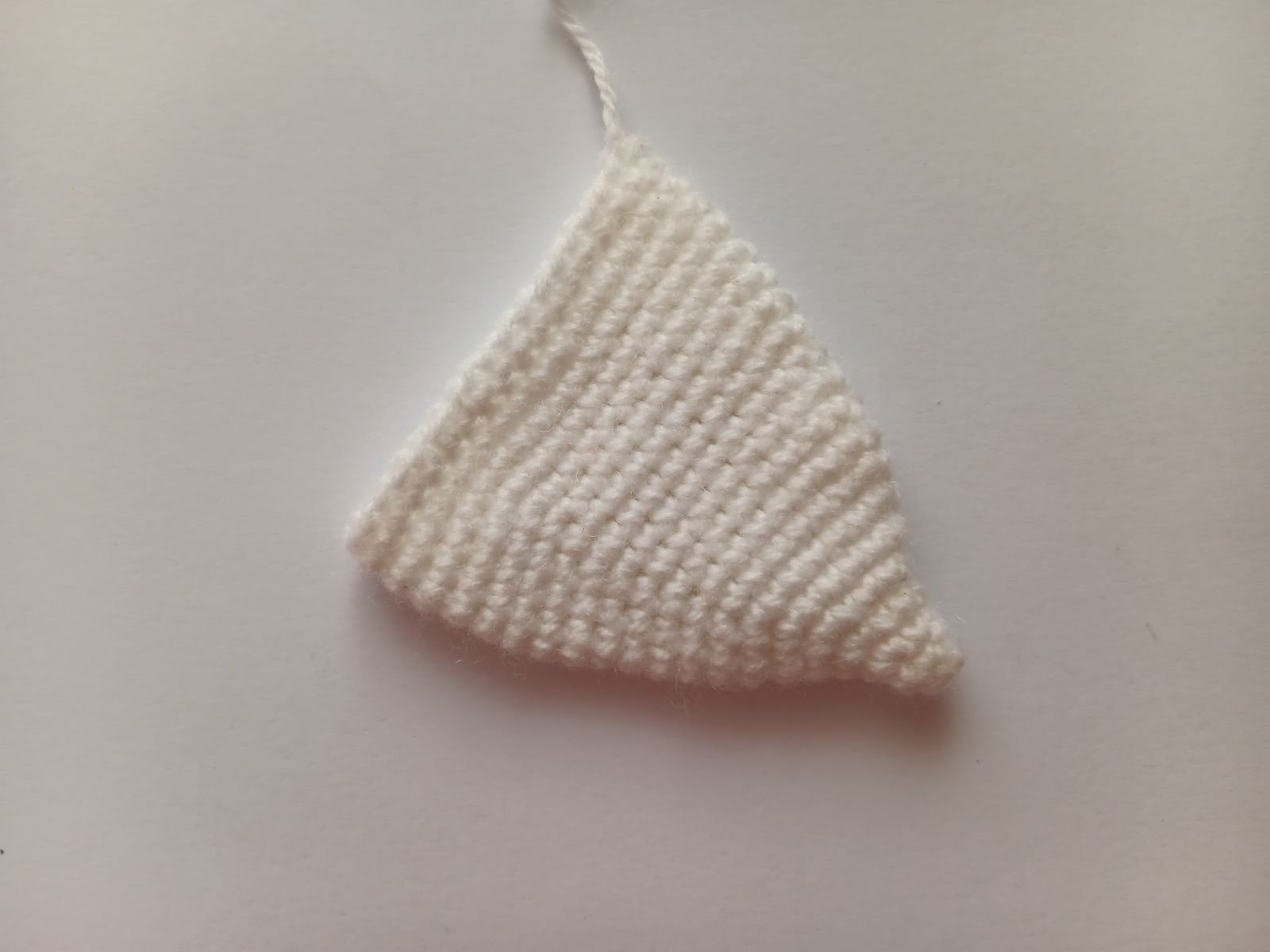 Blog-Inhaltsbild für 'Wichtel häkeln. Kostenlose Häkelanleitung für Karottenwichtel'