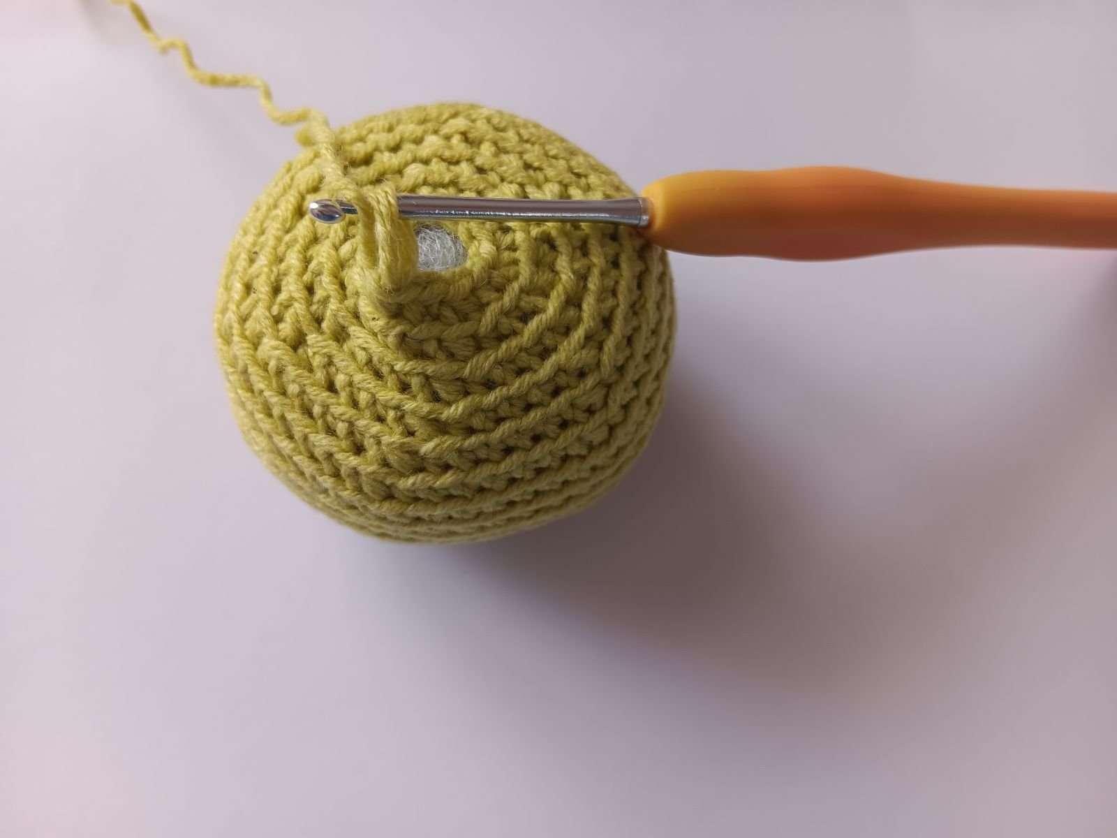 Blog-Inhaltsbild für 'Gemüse und Früchte häkeln. Kostenlose Häkelanleitung'