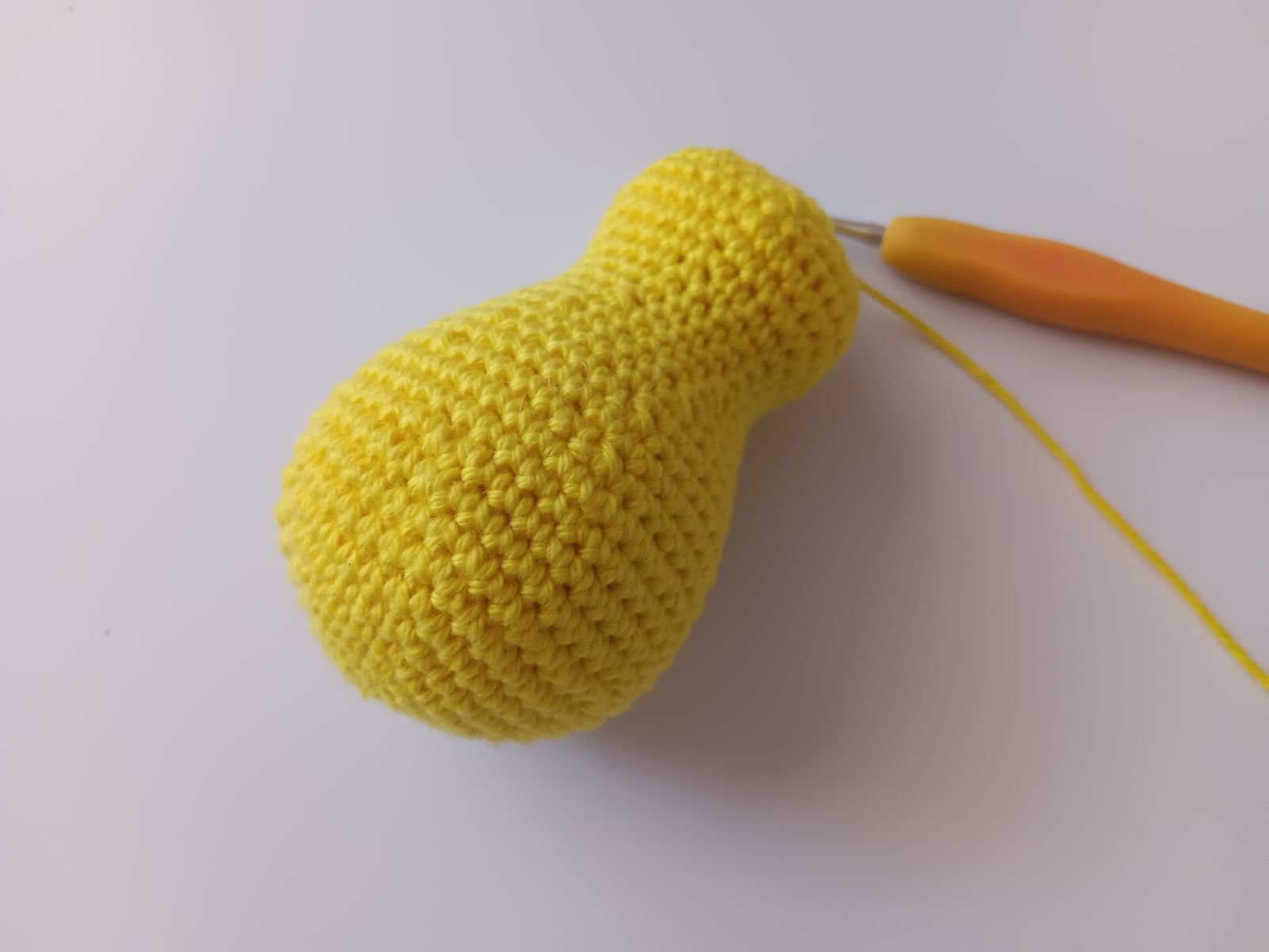 Blog-Inhaltsbild für 'Kleidung für Kürbispuppe'