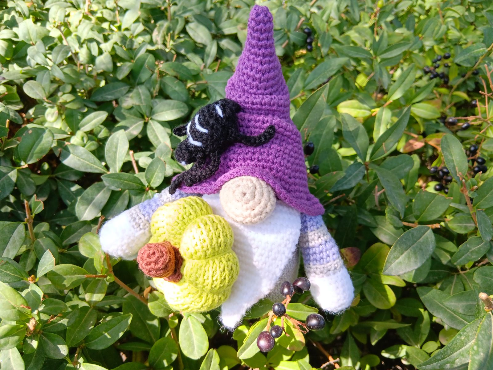 Blog-Inhaltsbild für 'Wichtel häkeln. Kostenlose Häkelanleitung für Fliegenpilzwichtel'