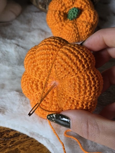 Blog-Inhaltsbild für 'Kostenlose Kürbis Häkelanleitung'