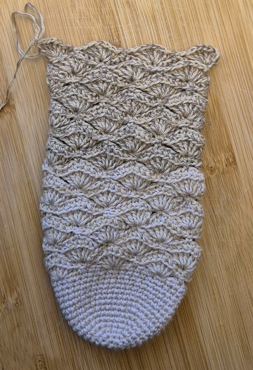 Blog-Inhaltsbild für 'Kostenlose Häkelanleitung Herbstsocken'