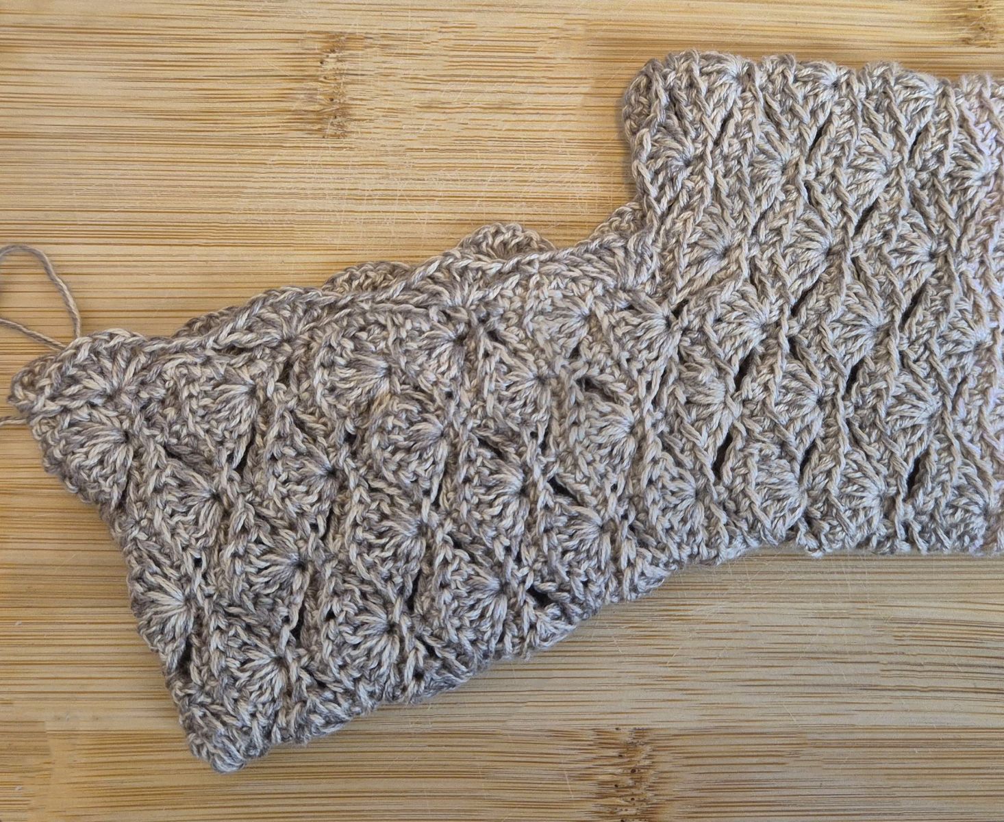 Blog-Inhaltsbild für 'Kostenlose Häkelanleitung Herbstsocken'