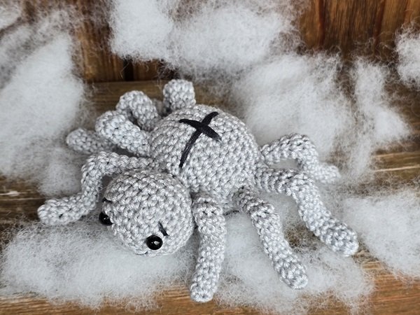 Blog-Inhaltsbild für 'Kostenlose Spinnen Häkelanleitung'