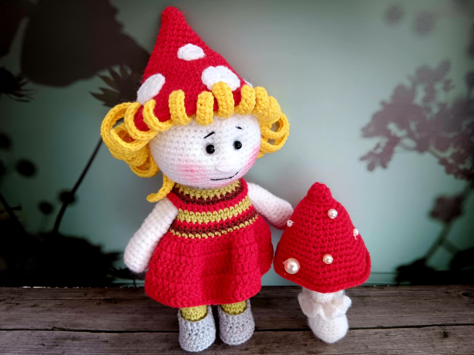 Blog-Inhaltsbild für 'Wichtel häkeln. Kostenlose Häkelanleitung für Karottenwichtel'