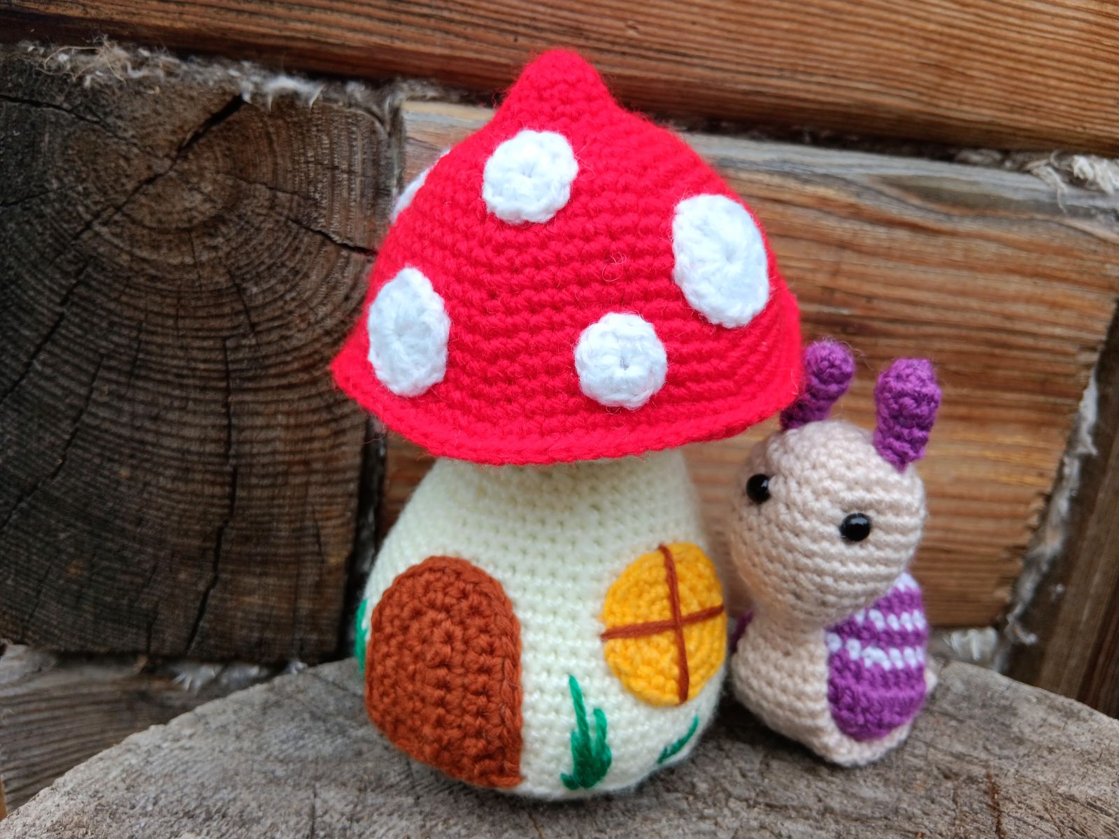 Blog-Inhaltsbild für 'Kostenlose Häkelanleitung für Puppe Coney mit Hasenmütze'