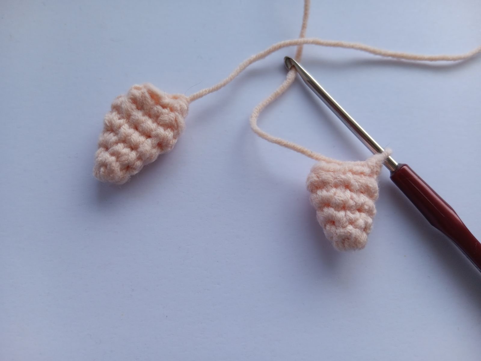 Blog-Inhaltsbild für 'Elfe häkeln. Kostenlose Häkelanleitung'