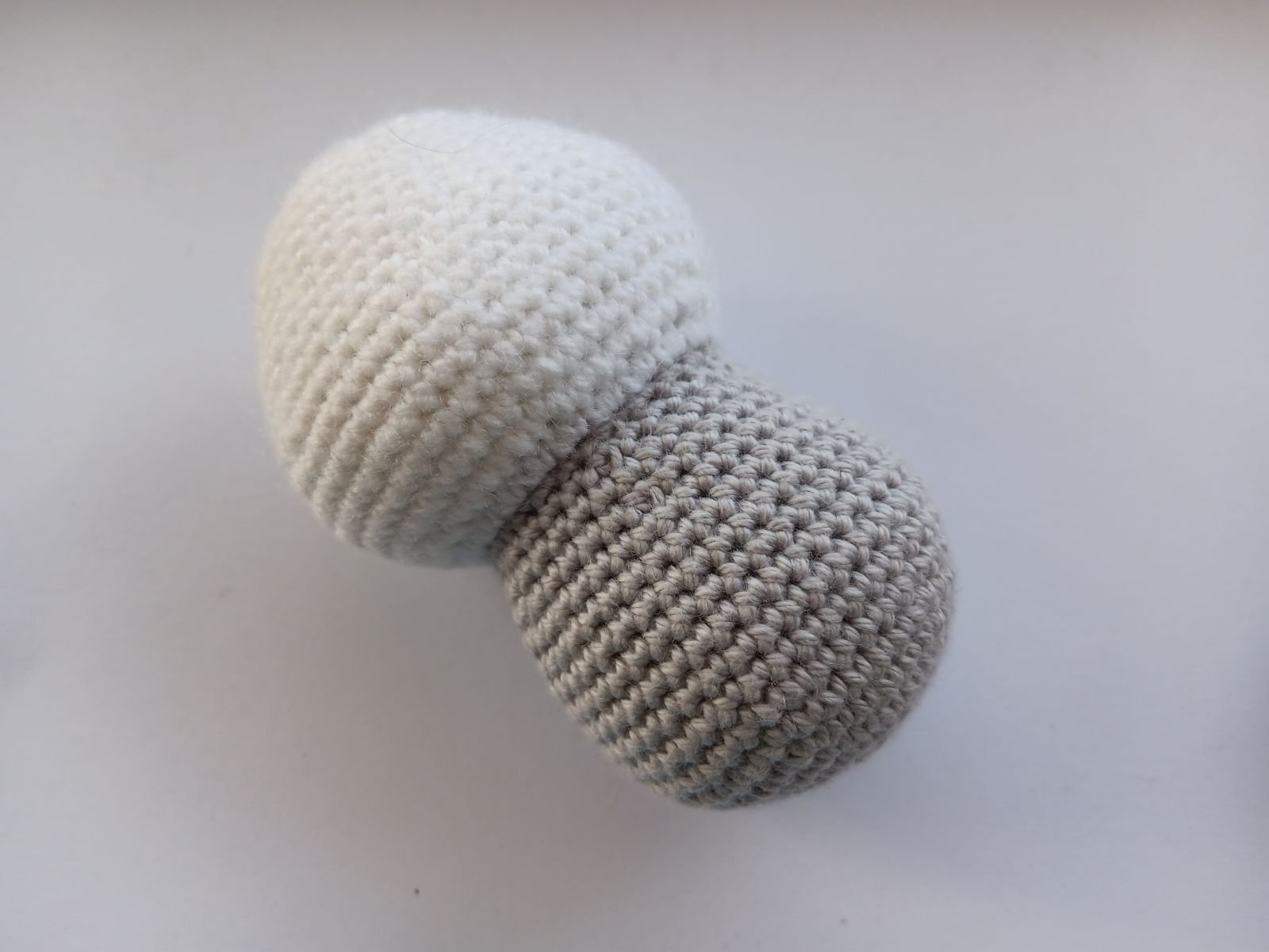 Blog-Inhaltsbild für 'Wichtel häkeln. Kostenlose Häkelanleitung für Karottenwichtel'