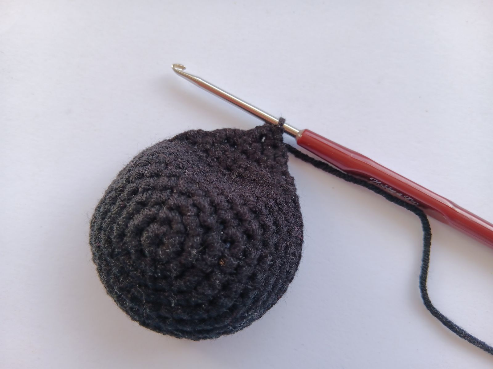 Blog-Inhaltsbild für 'Wichtel häkeln. Kostenlose Häkelanleitung für Karottenwichtel'