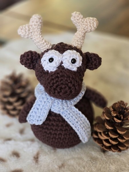 Blog-Inhaltsbild für 'Kostenlose Häkelanleitung für das Rentier "Keksbauch Kalle"'