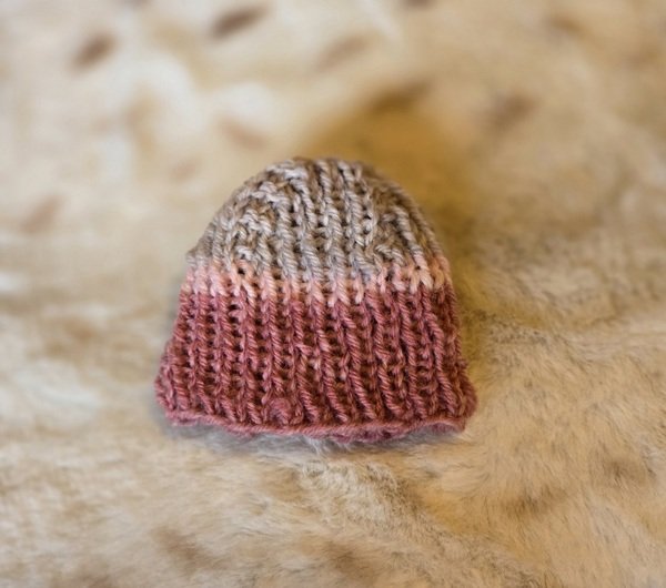 Blog-Inhaltsbild für 'Kostenlose Strickanleitung für einen Schneemann'