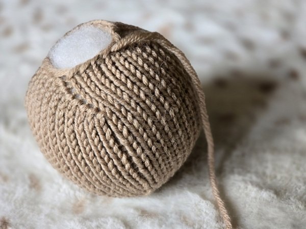 Blog-Inhaltsbild für 'Kostenlose Strickanleitung für den Bär "Bella"'
