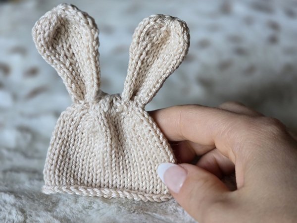 Blog-Inhaltsbild für 'Kostenlose Strickanleitung für Hasen Eierwärmer'