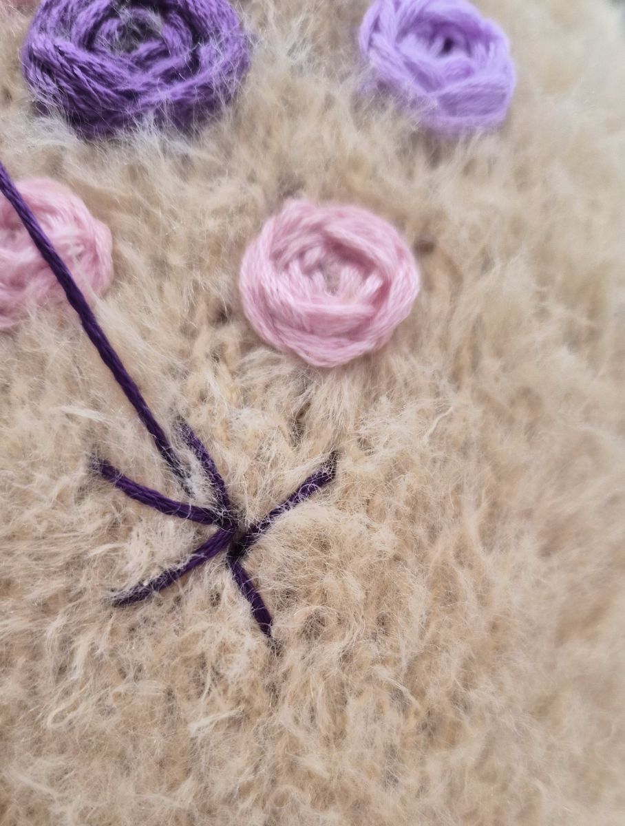 Blog content image for 'Bunny Cushion – Knitting Pattern'