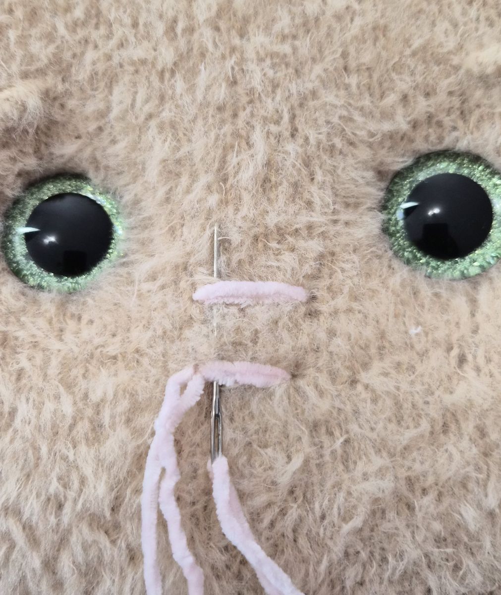 Blog content image for 'Bunny Cushion – Knitting Pattern'