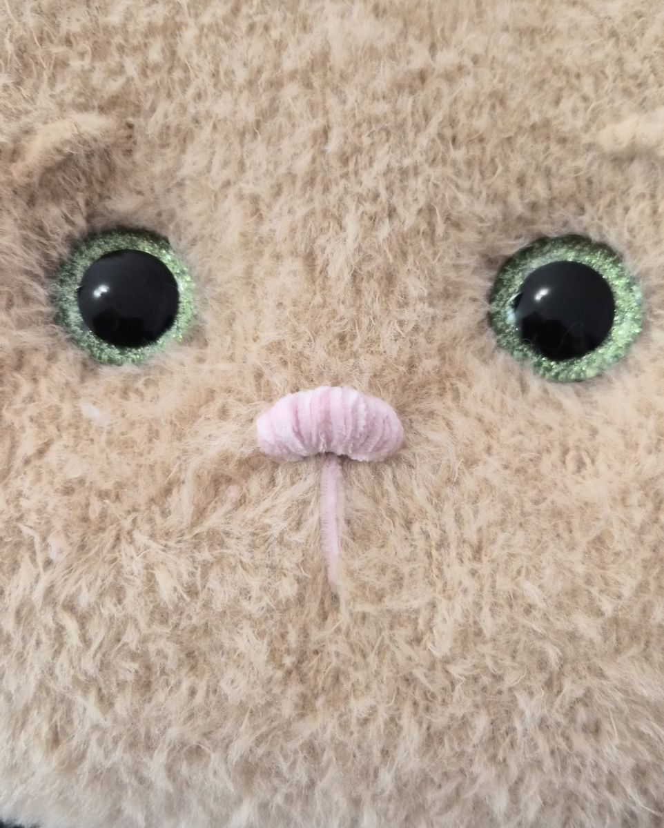 Blog content image for 'Bunny Cushion – Knitting Pattern'