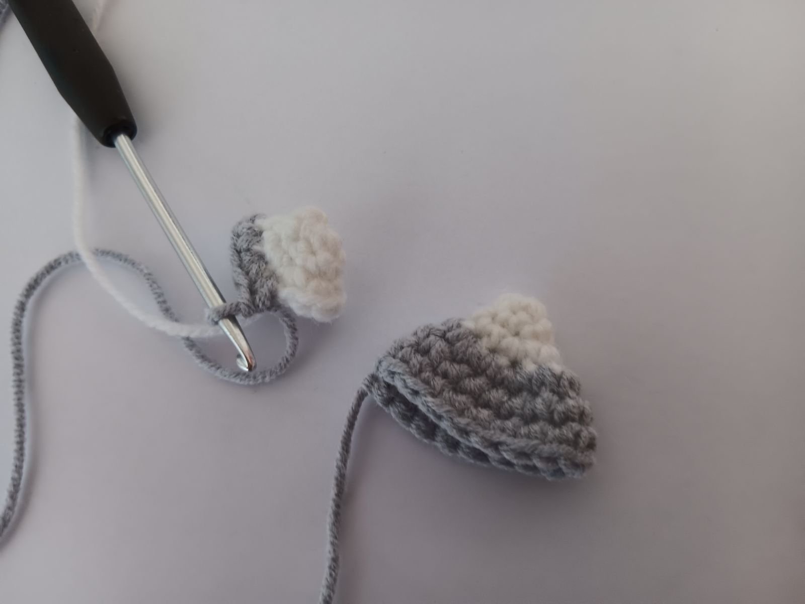 Blog-Inhaltsbild für 'Katze häkeln. Kostenlose Anleitung für Kater'