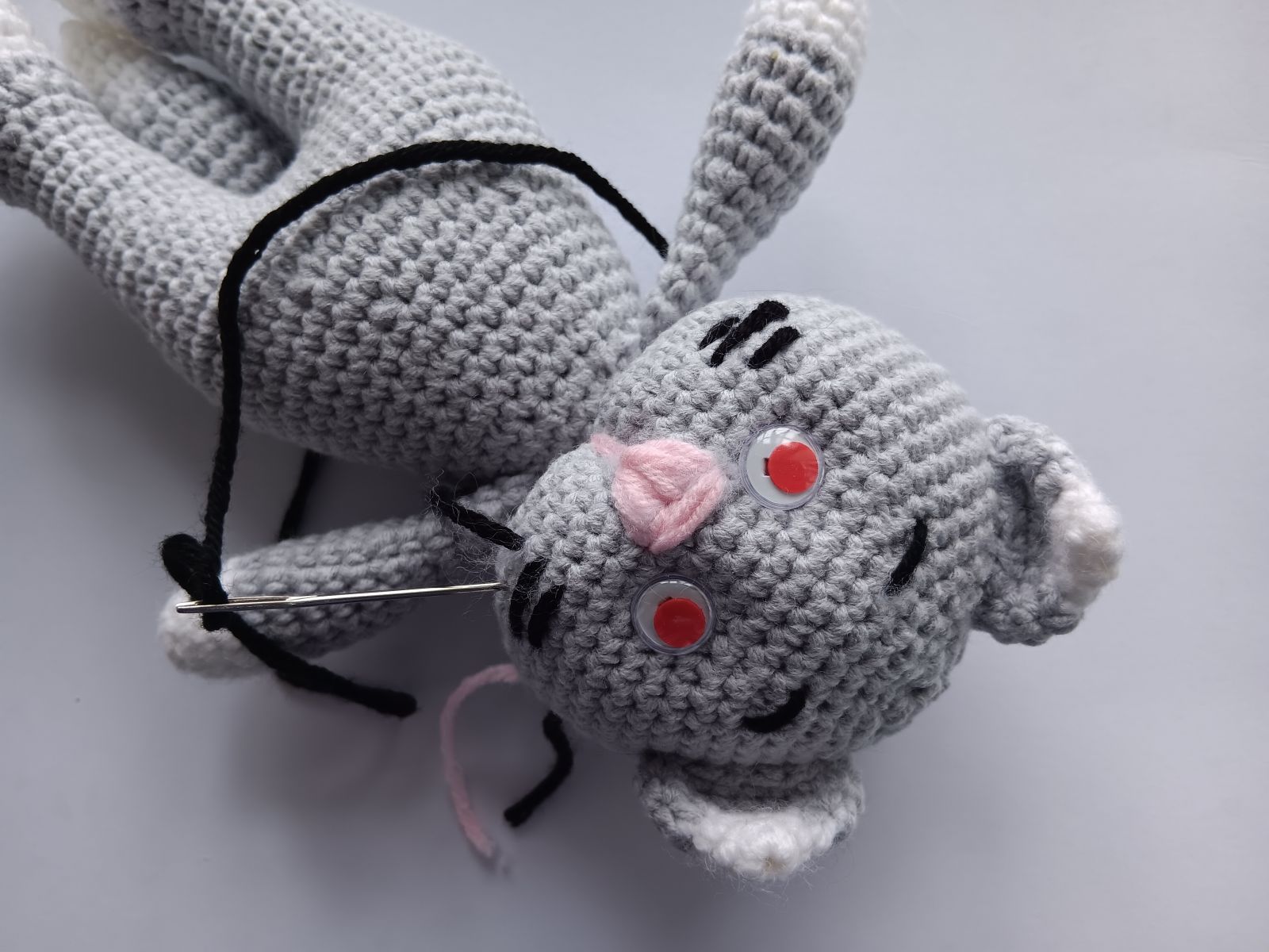 Blog-Inhaltsbild für 'Katze häkeln. Kostenlose Anleitung für Kater'