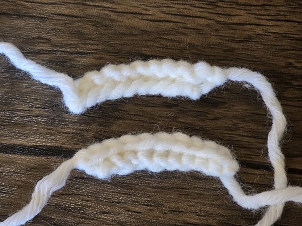 Blog-Inhaltsbild für 'Kostenlose Strickanleitung für Hase Hanna'