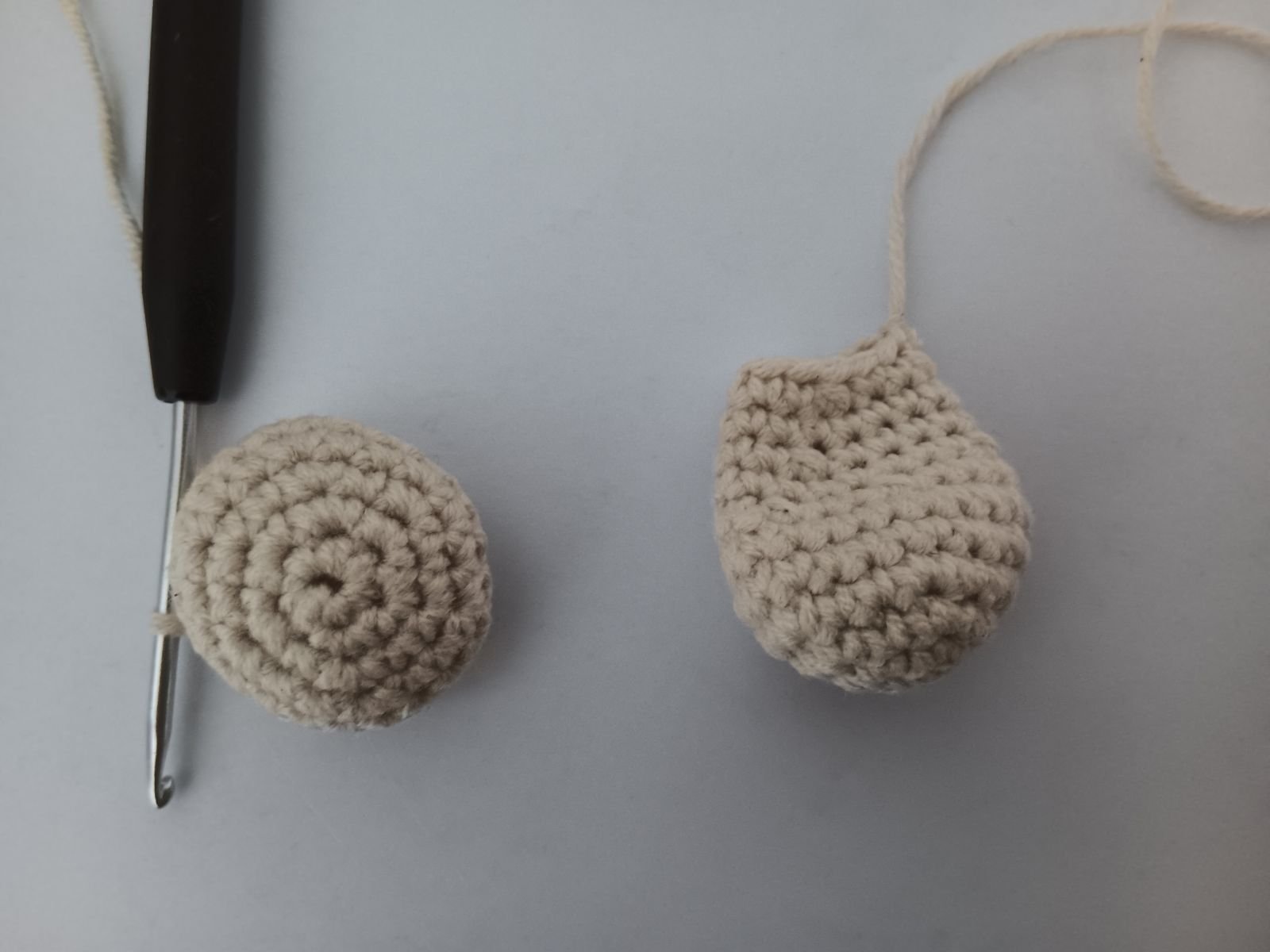 Blog-Inhaltsbild für 'Wichtel häkeln. Kostenlose Häkelanleitung für Karottenwichtel'