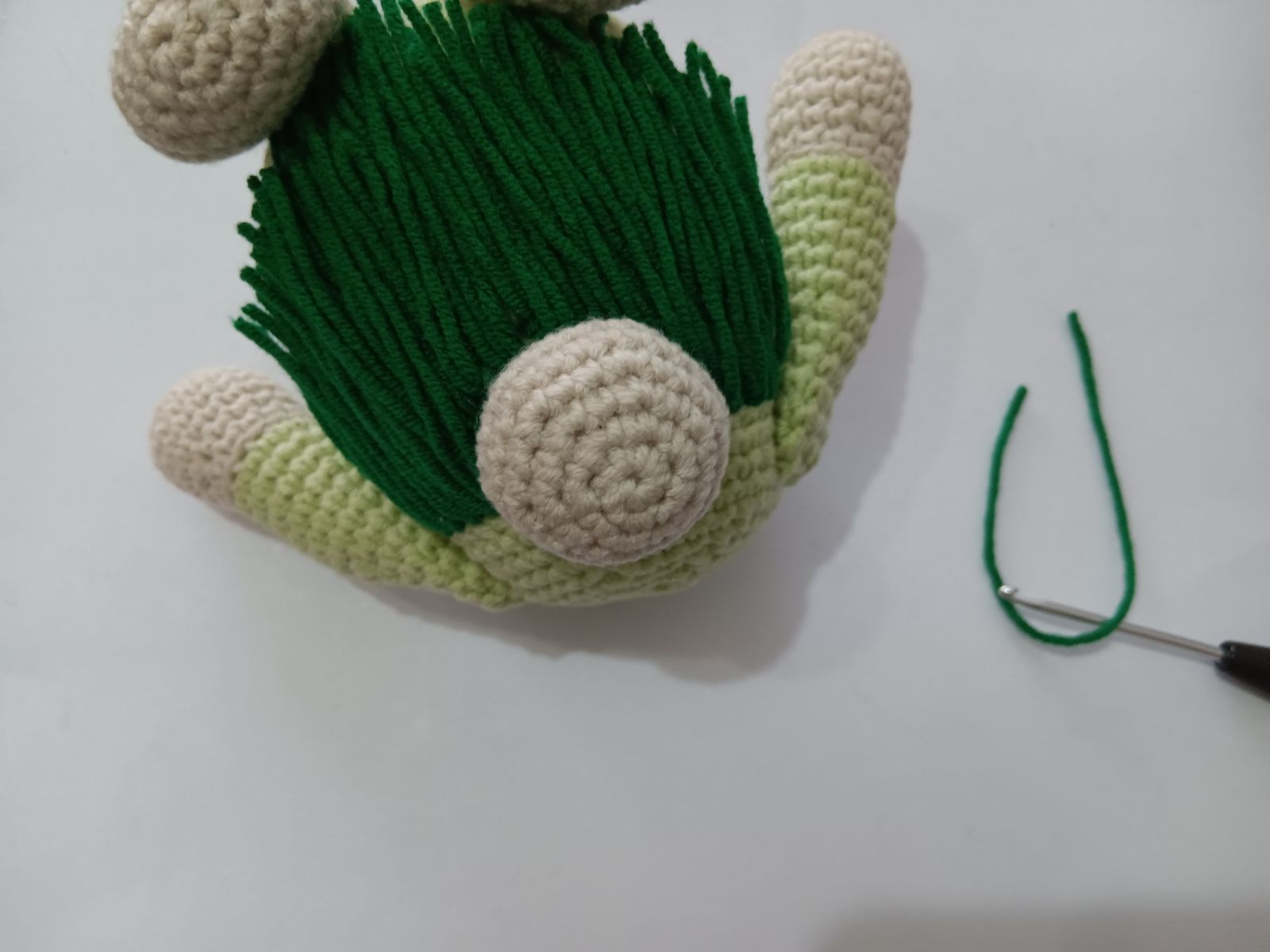 Blog-Inhaltsbild für 'Wichtel häkeln. Kostenlose Häkelanleitung für Karottenwichtel'