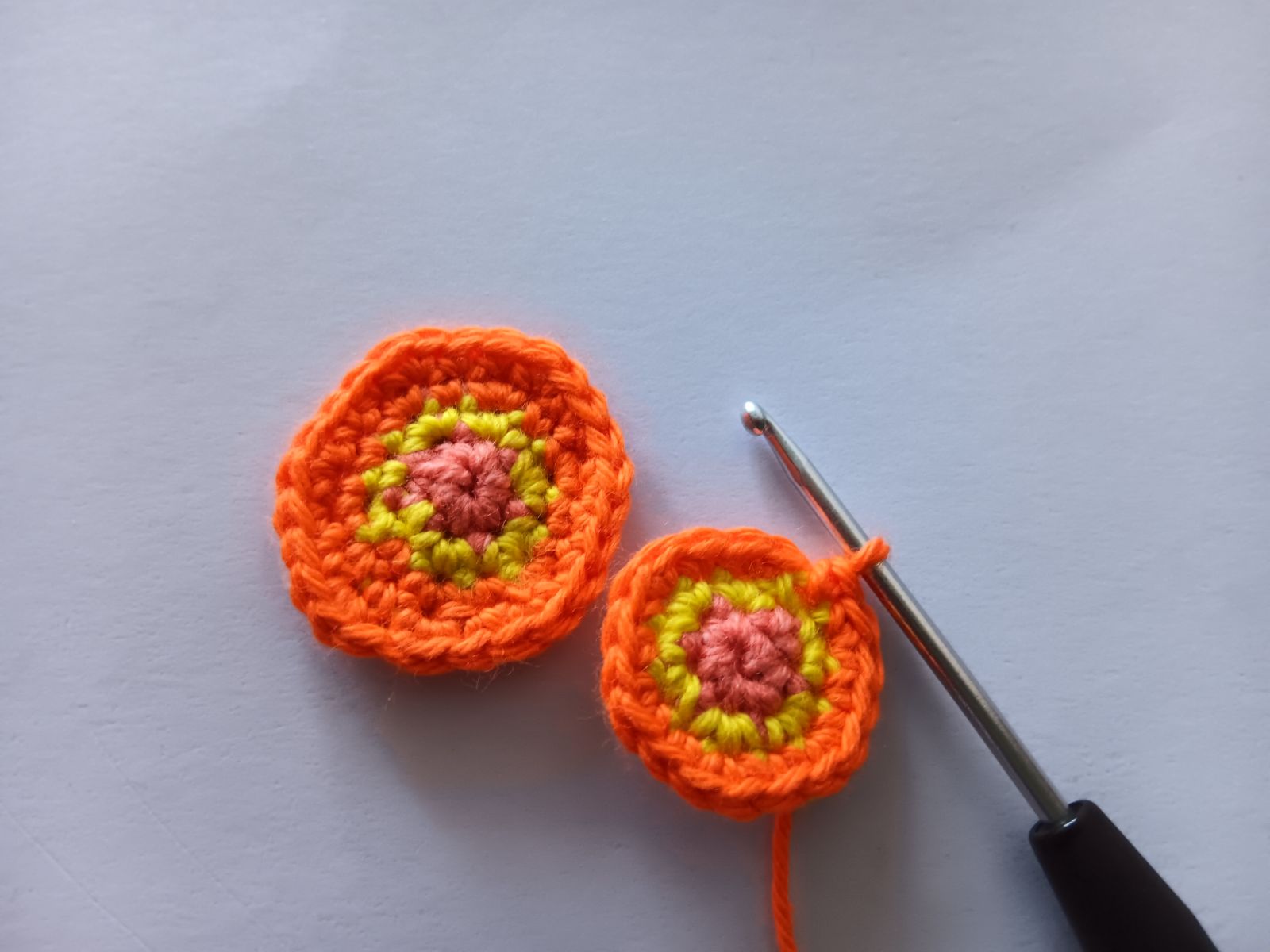 Blog-Inhaltsbild für 'Hase häkeln. Kostenlose Häkelanleitung'