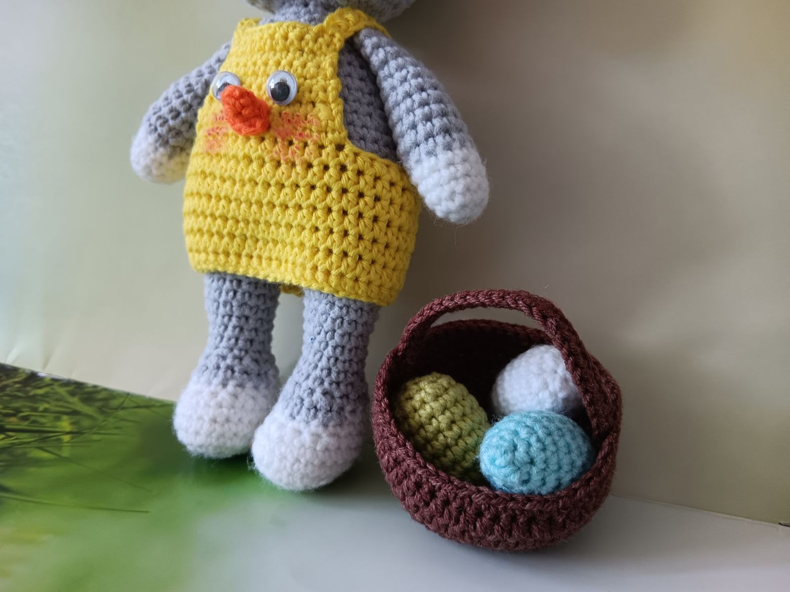 Blog-Inhaltsbild für 'Kostenlose Anleitung: Süßes Häschen für Ostern häkeln'