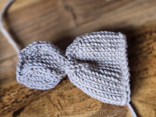 Blog-Inhaltsbild für 'Kostenlose Strickanleitung für einen Hasen Eierwärmer'