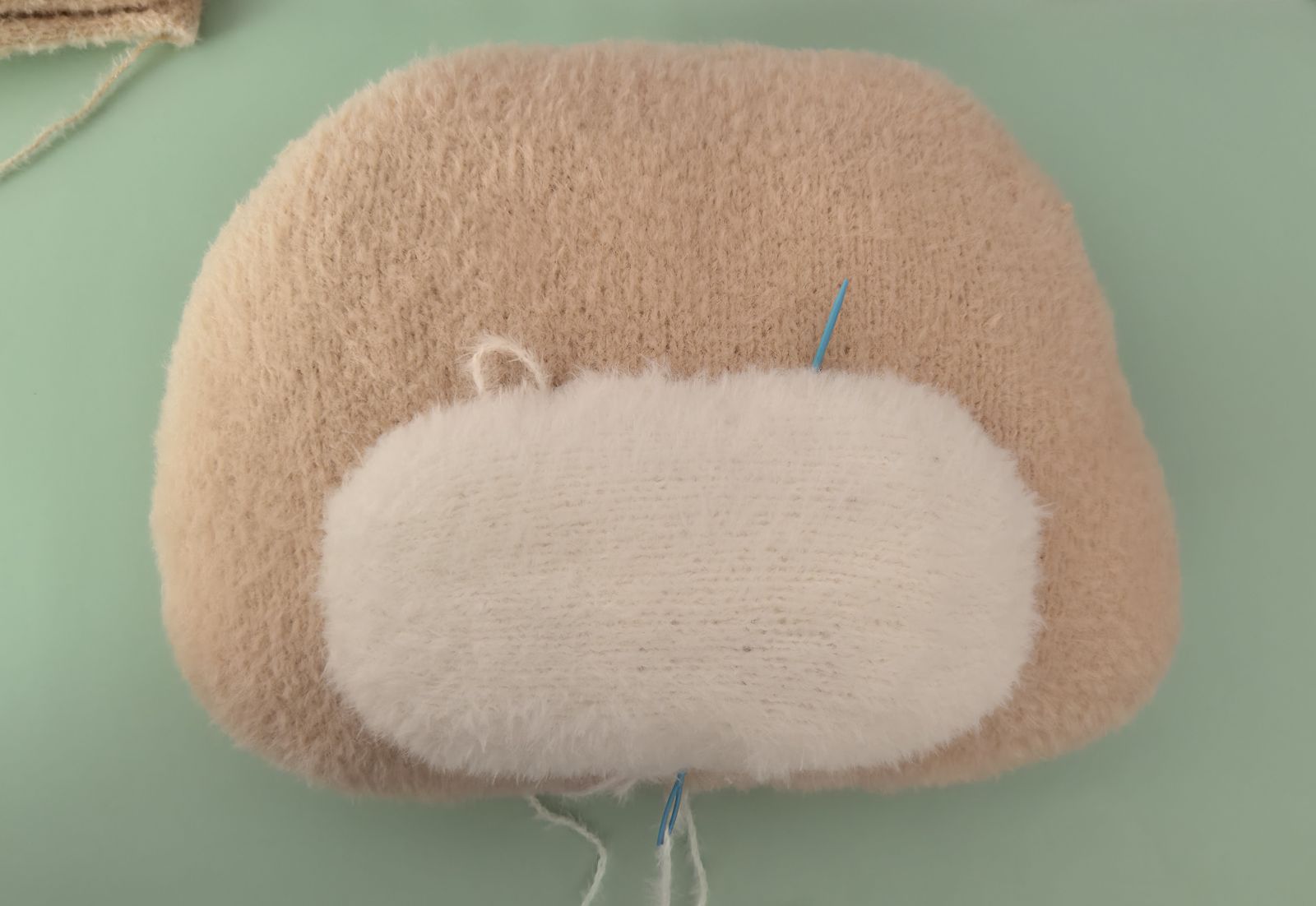 Blog-Inhaltsbild für 'Cuddly Puppy Cushion'