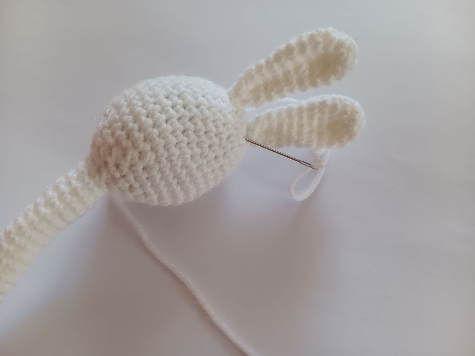 Blog-Inhaltsbild für 'Handytasche Häschen häkeln. Kostenlose Häkelanleitung'