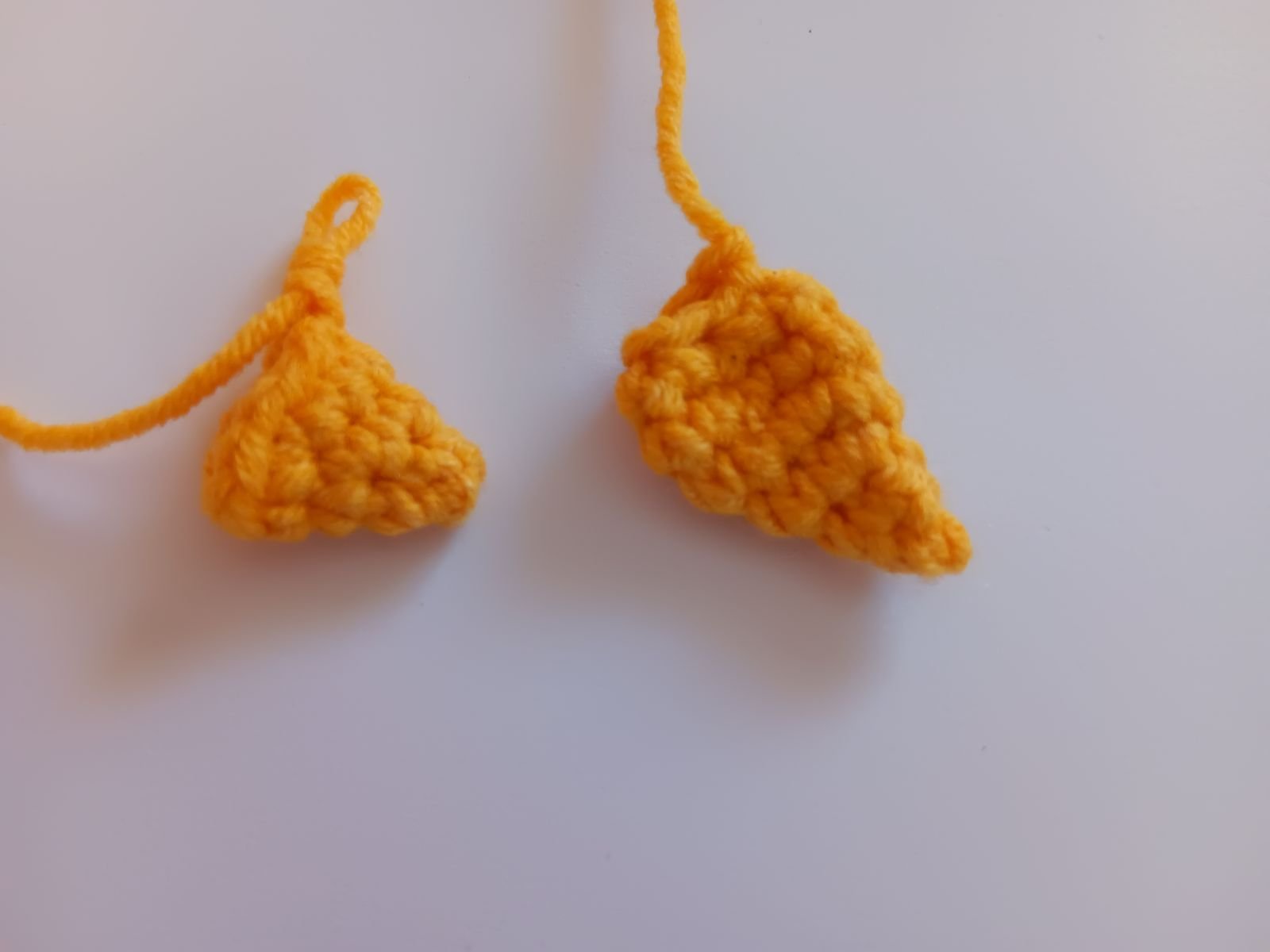 Blog-Inhaltsbild für 'Handytasche Häschen häkeln. Kostenlose Häkelanleitung'