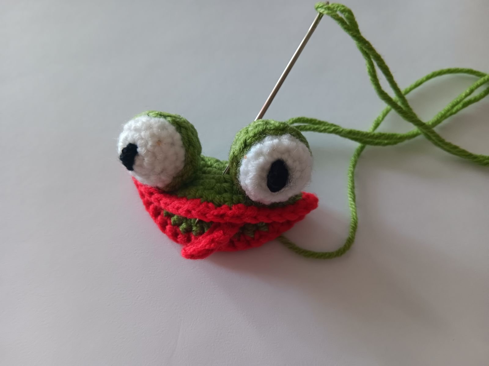 Blog-Inhaltsbild für 'Taschenbaumler häkeln. Kostenlose Anleitung'