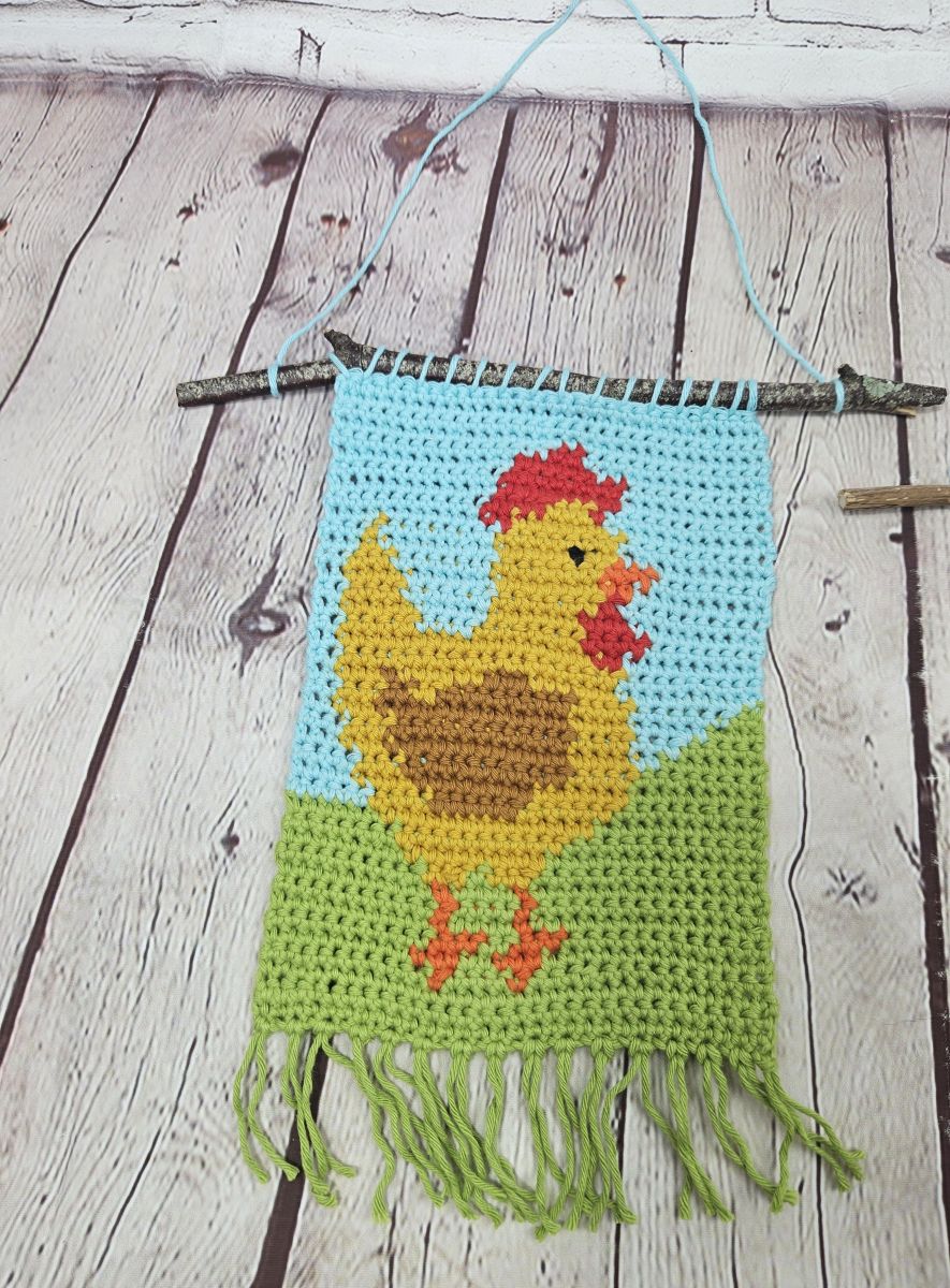 Blog content image for 'Crochet Your Own Cute Chicken Wall Hangers – Free Pattern'