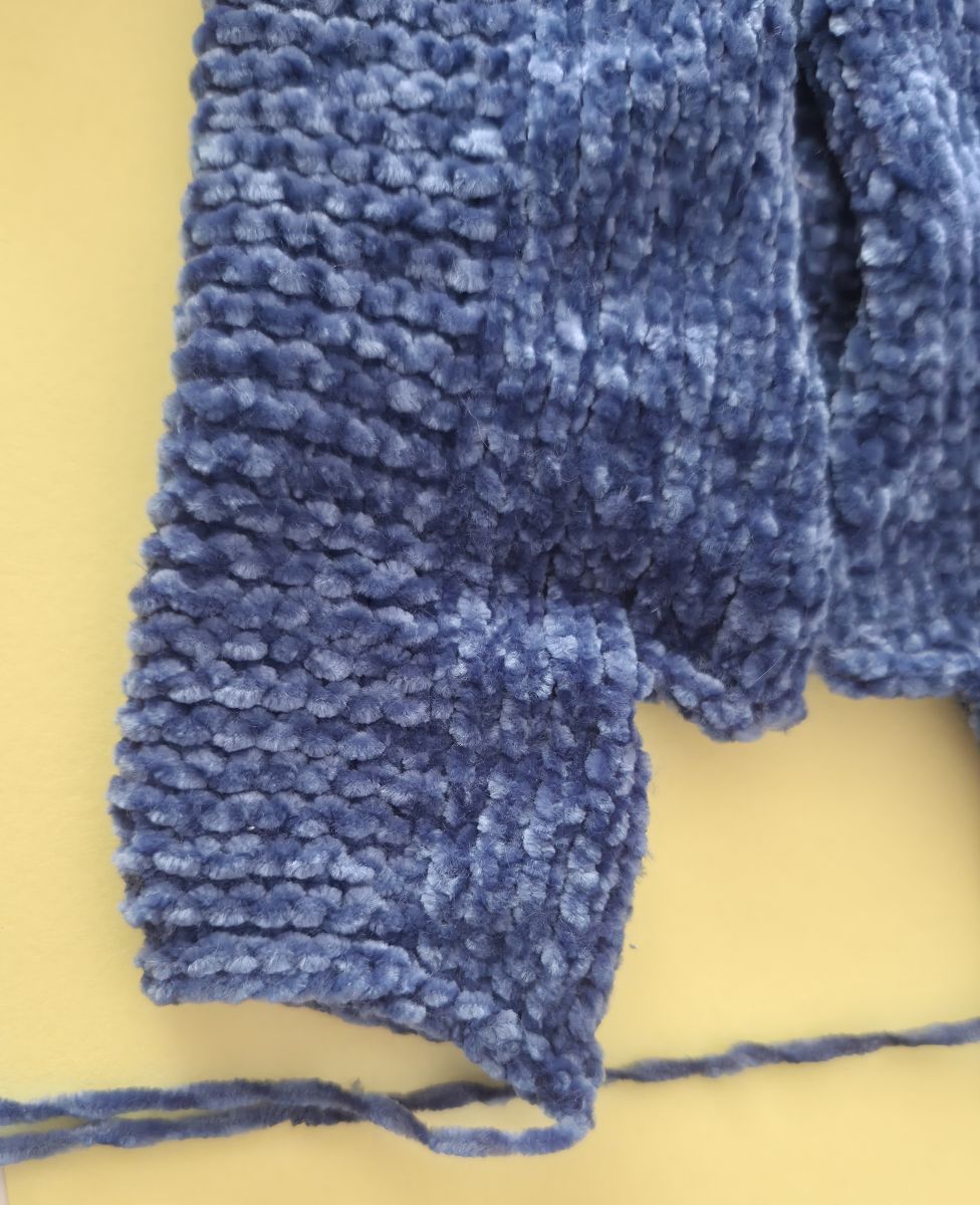 Blog-Inhaltsbild für 'Overall Baby Hai stricken'